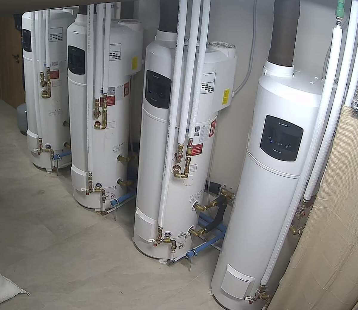 03 antlia thermothtas ariston nuos achinos kalamata