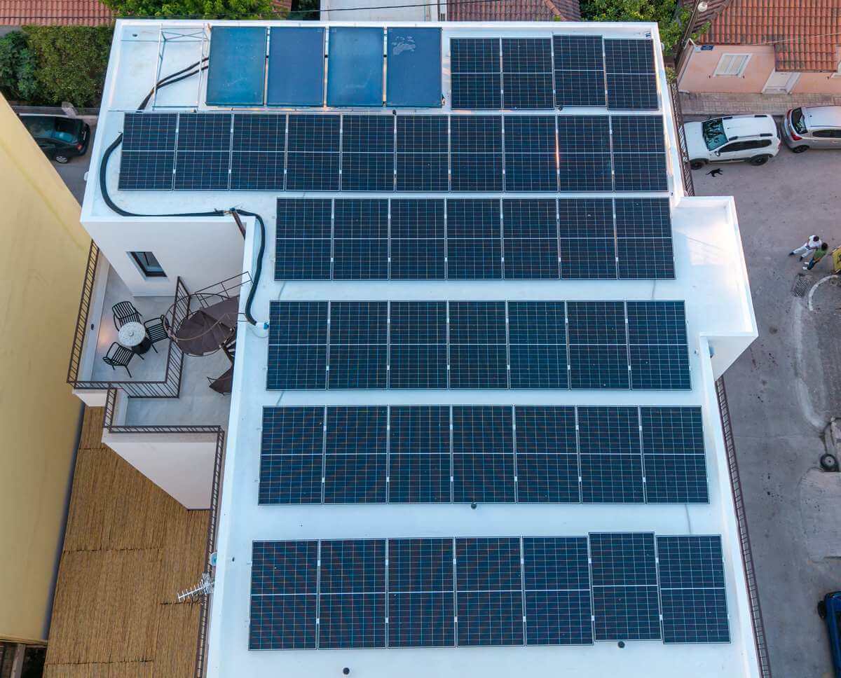 06 fotovoltaiko hliothermia achinos kalamata