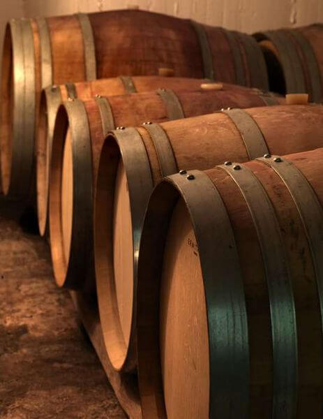 Μελέτη, προμήθεια και εγκατάσταση ηλεκτρομηχανολογικού εξοπλισμού σε boutique οινοποιείο στις Καρυές Λακωνίας.