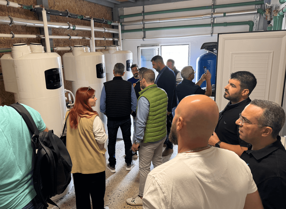 004 panellinio simposio andrianos apiskepsi ktiriou zeb kalamata
