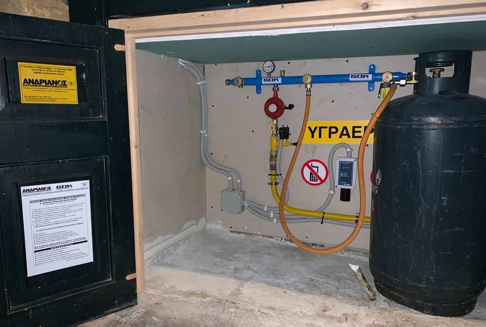 002 fiales lpg topothetisi adeia kalamata